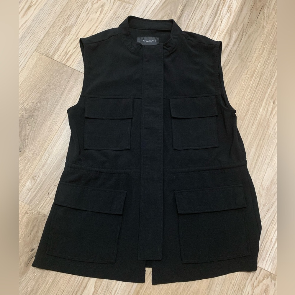 Sanctuary Cargo Vest Hiking Outdoors Pockets M 6/8 Black